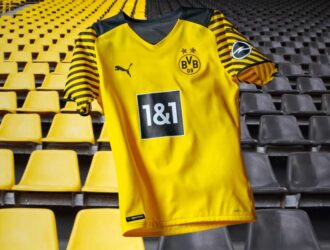 Домашня форма Боруссії Дортмунд на сезон 21/22