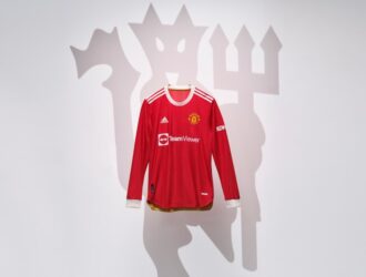 Домашня форма Манчестер Юнайтед на сезон 21/22
