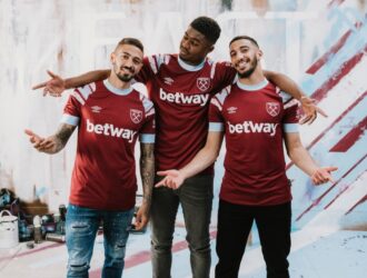 Домашня форма Вест Хема на сезон 22/23