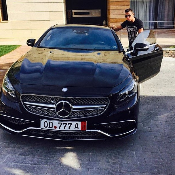 Mercedes-Benz S65 AMG