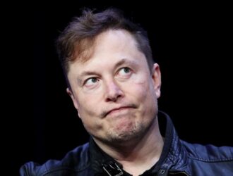 Ілон Маск може стати власником Манчестер Юнайтед