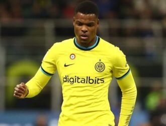 Інтер хоче 50 млн євро за Думфріса