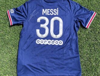 Мессі пожертвував футболку з автографом на благодійний аукціон на допомогу Туреччині після землетрусу