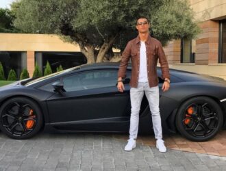 Ціни на всі машини Роналду від початку його кар’єри